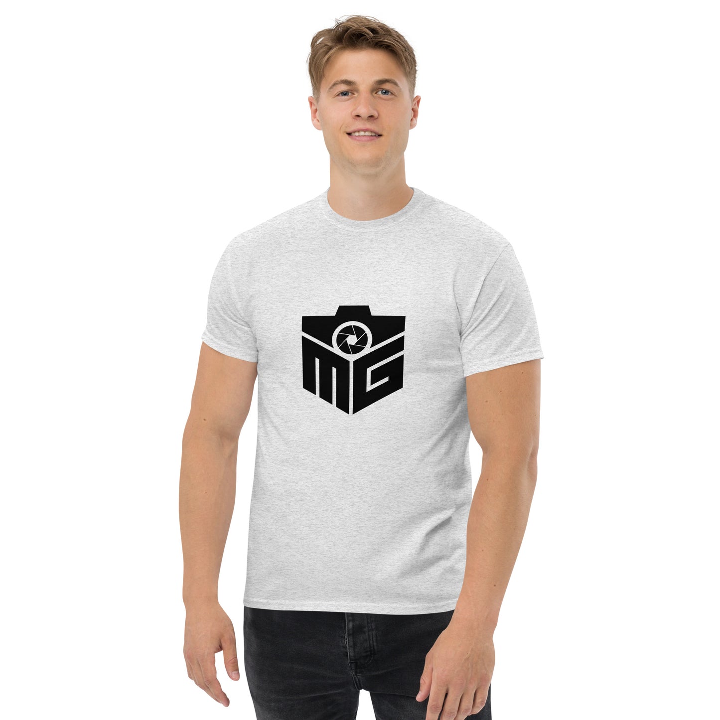 Klassisk T-Shirt Unisex Svart MG-Logga